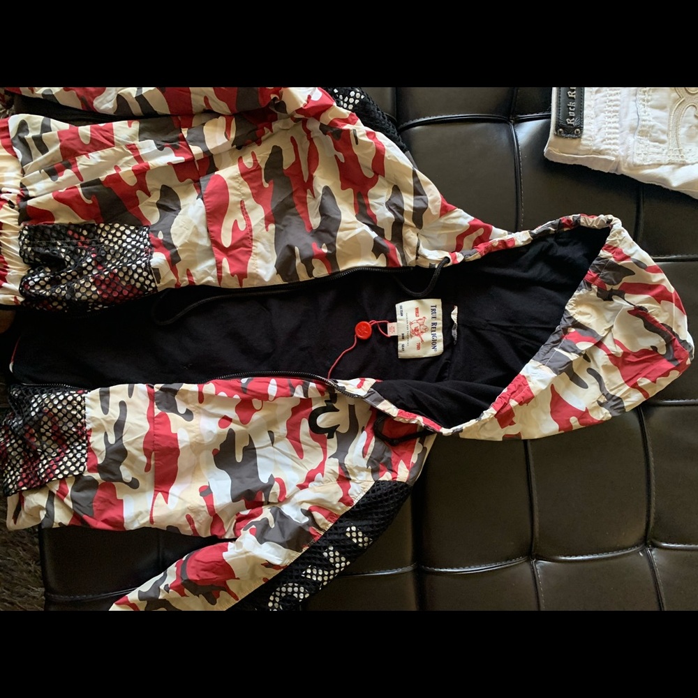 True Religion wind breaker Camo